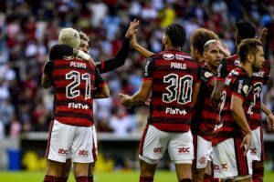O Flamengo retorna à campo nesta terça-feira (24), pela Libertadores