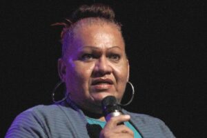 Travesti Keila Simpson, presidente da Antra, em foto de 2015 - (Foto: Governo da Bahia)