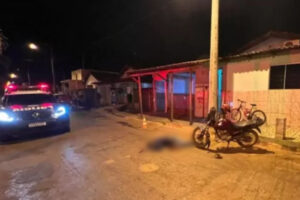 Homem é assassinado a tiros em bar de Carmo do Rio Verde (GO) (Foto: Reprodução)
