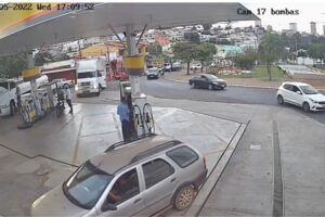 Funcionários do posto de combustível que foram ouvidos pela reportagem, revelaram que o momento foi de extrema tensão. (Foto : Captura )