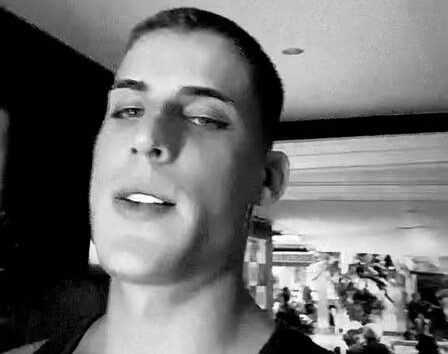 Modelo e Nadine Gonçalves tiveram um relacionamento conturbado em 2020. Ex da mãe de Neymar, Tiago Ramos cria perfil no Onlyfans