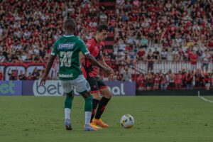 Jogo entre Atlético Goianiense e Goiás pelo Brasileirão