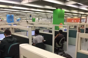 Empresa de telefonia oferece 500 vagas para call center, em Goiânia