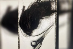Desconfiado de traição, homem espera mulher dormir e corta cabelo dela no DF