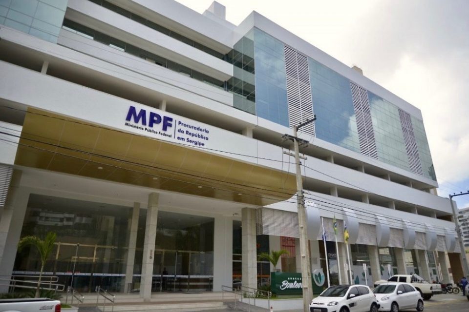 MPF de Sergipe vai apurar suposta agressão de policiais contra jovens dois dias antes de morte de Genivaldo
