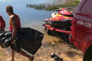 Um homem, que não teve a idade e nome revelados, morreu após se afogar no Lago Cana Brava, na cidade de Minaçu. (Foto: divulgação/Corpo de Bombeiros)