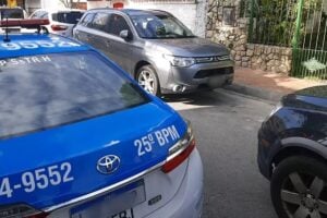 Adolescente de 15 anos foge com carro do pai e com namorada de 13, no Rio de Janeiro (Foto: Divulgação)