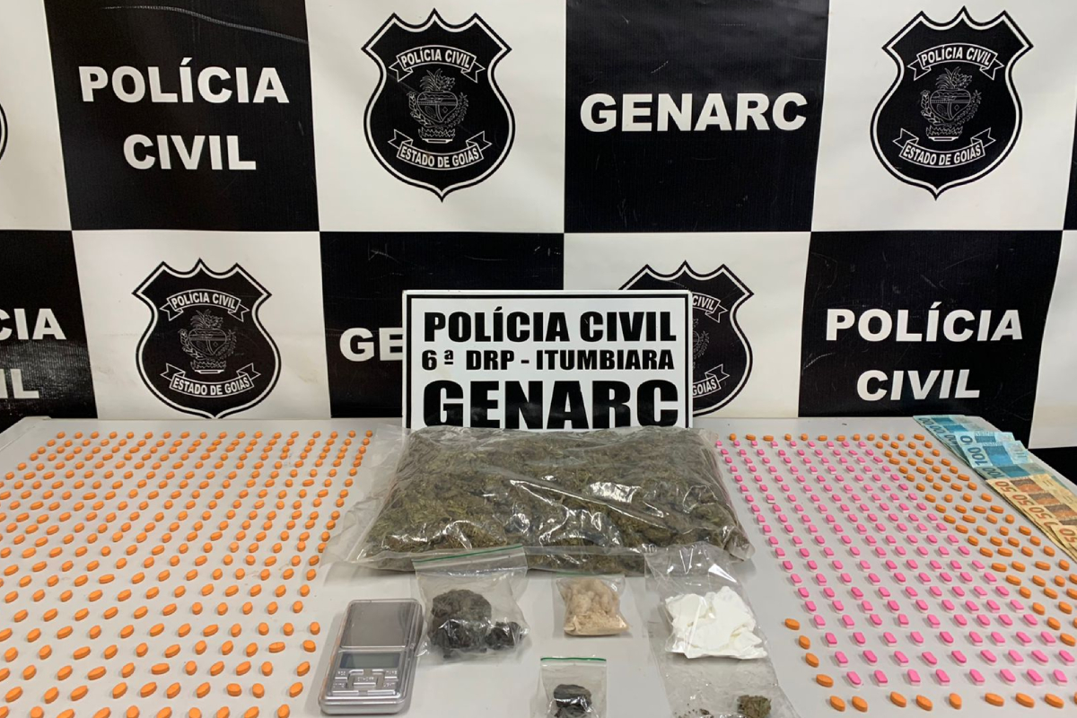 Drogas apreendidas em ação policial em Itumbiara (Foto: Divulgação – PC)