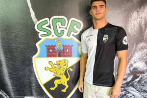 Lucas Gabriel foi apresentado oficialmente ao Farense