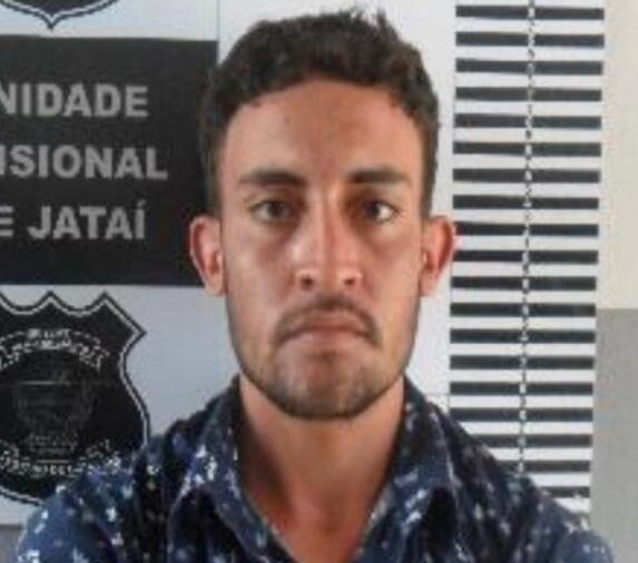 No momento em que foi preso, Lucas Santos estava de posse de drogas e munições de arma de fogo que seriam vendidas