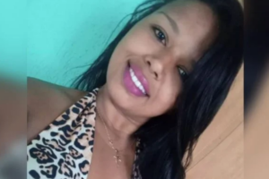Mulher é morta pelo companheiro no Dia dos Namorados e mãe entrega suspeito no Rio