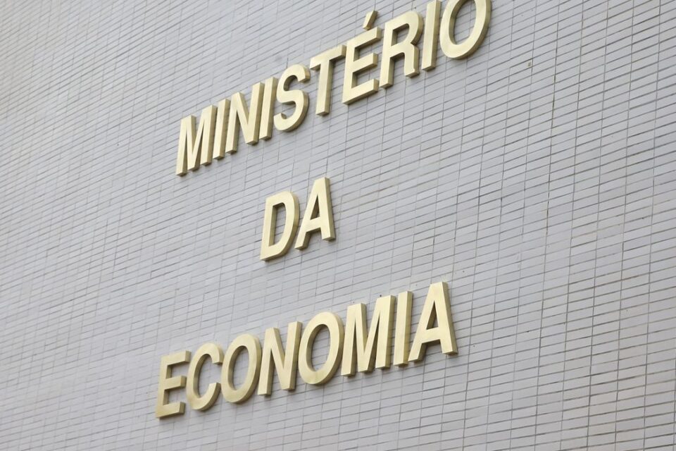 Tesouro Nacional autoriza adesão de MG a regime de recuperação fiscal