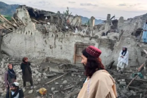 Terremoto mata ao menos mil pessoas no Afeganistão
