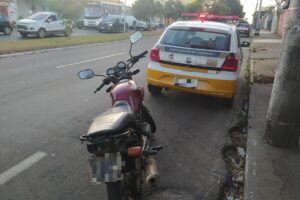 Moto com R$ 50 mil em multas, em Anápolis