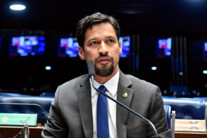 Pré-candidato pede polícia em eventos do governo de Alagoas para evitar campanha antecipada