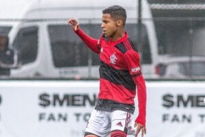 Ryan Riquelme pelo Flamengo