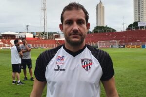 Lucas Oliveira volta ao Jaraguá