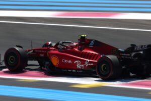 Carlos Sainz em treino da Fórmula 1 no GP da França
