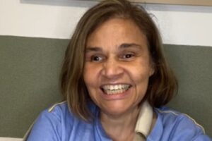 Claudia Rodrigues defende uso de canabidiol em tratamento da esclerose múltipla