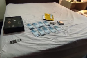 Grupo que enganava vítimas com fabricação de dinheiro usava "caixa mágica" para multiplicar as notas falsas