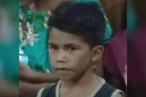 Menino de 8 anos morre soterrado durante brincadeira em local de obras no Acre