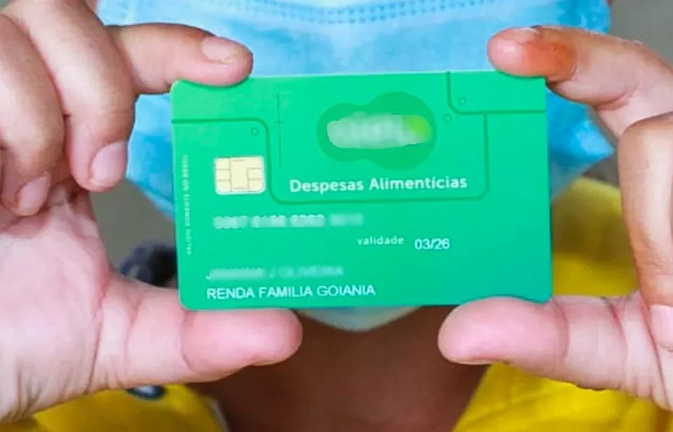 Mais de 1,2 mil mulheres devem receber o cartão Renda Família + Mulher nesta segunda (11), em Goiânia
