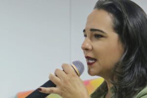 PSOL oficializa Cíntia Dias na disputa ao governo de Goiás