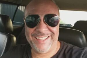 Polícia tenta identificar agressor de homem morto após levar soco no Rio (Foto: Reprodução)