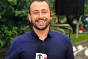 Repórter da TV Globo descobre ao vivo que amigo foi baleado na cabeça