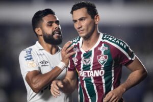 Partida entre Santos e Fluminense pelo Brasileirão