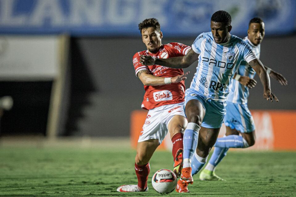 O Vila Nova chegou ao 15º empate na Série B diante do Londrina