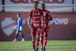 João Lucas comemorando gol no Aspirantes