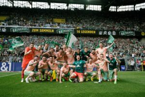 Werder Bremen comemorando a vitória