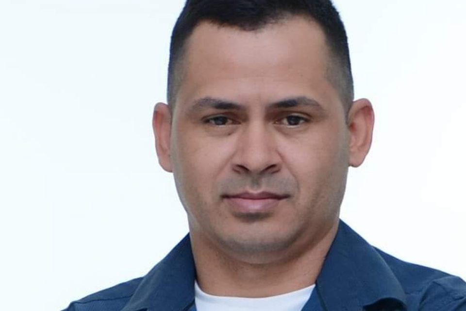Vereador de Aragarças detido por "rachadinha" sofre atentado ao deixar prisão