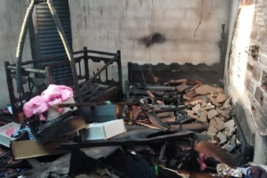 Homem ameaça e coloca fogo na casa da ex por não aceitar a separação, em Goiânia
