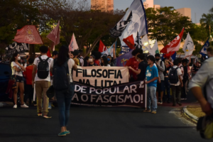 Movimentos sociais promovem manifestação por democracia e eleições livres, em Goiânia