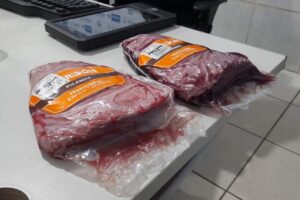 Juíza libera homem que roubou duas peças de carne para comer em Goiás