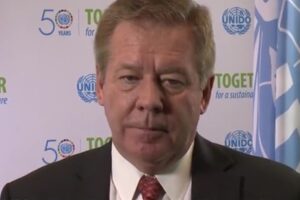 Embaixador da Rússia na ONU descarta acordo de paz com a Ucrânia (Foto: Reprodução/Youtube)