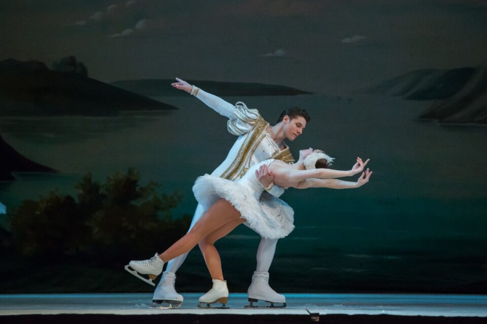 Espetáculo "O Lago dos Cisnes" eem Goiânia será apresentado pela companhia russa St. Petersburg State Ballet On Ice