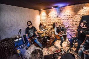 Overfuzz em Goiânia: banda se apresenta nesta quinta-feira