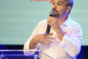 "Goiás deixará de ser a fazenda do mundo", diz candidato do Novo ao governo