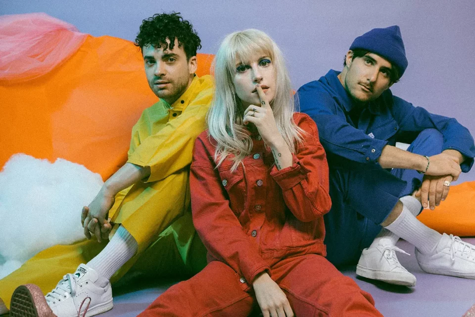Faixa será carro-chefe do novo disco do grupo com mais guitarras, Paramore anuncia nova música da banda, This is Why