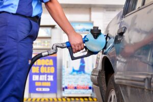 Gasolina sobe quase 5% na primeira quinzena de julho, em Goiás