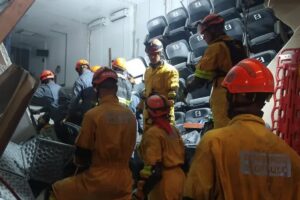 Desabamento deixa nove mortos e 31 feridos em empresa em SP (Foto: Divulgação)