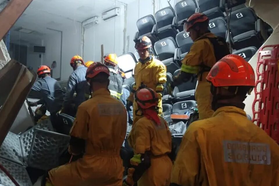 Desabamento deixa nove mortos e 31 feridos em empresa em SP (Foto: Divulgação)