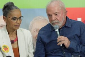 Lula recebe apoio de Marina e diz: "vamos ter que ganhar muito voto do Bolsonaro" (Foto: Reprodução)