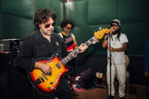 banda Mandingaman faz show em Goiânia na terça-feira
