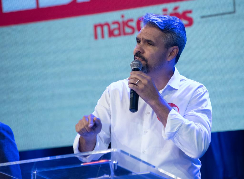 Edigar Diniz (Novo) no debate entre candidatos promovido pelo Mais Goiás (Fotos: Jucimar de Sousa e Jackson Rodrigues)