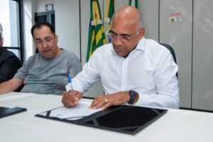 Rogério Cruz sanciona lei que declara de utilidade pública o Instituto dos Raros Christiane Toledo (IRCT) (Foto: Divulgação)