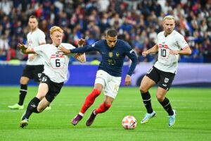 Mbappé em jogo pela seleção da França